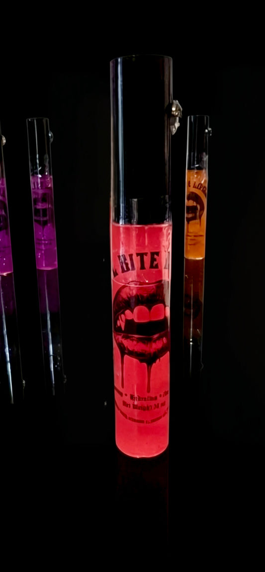 Vinyl Bite Lip Gloss - Venus Kiss