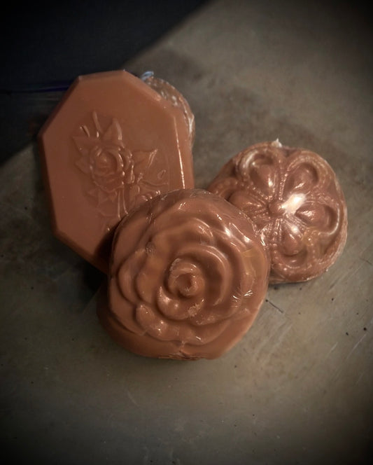Amber blend soap